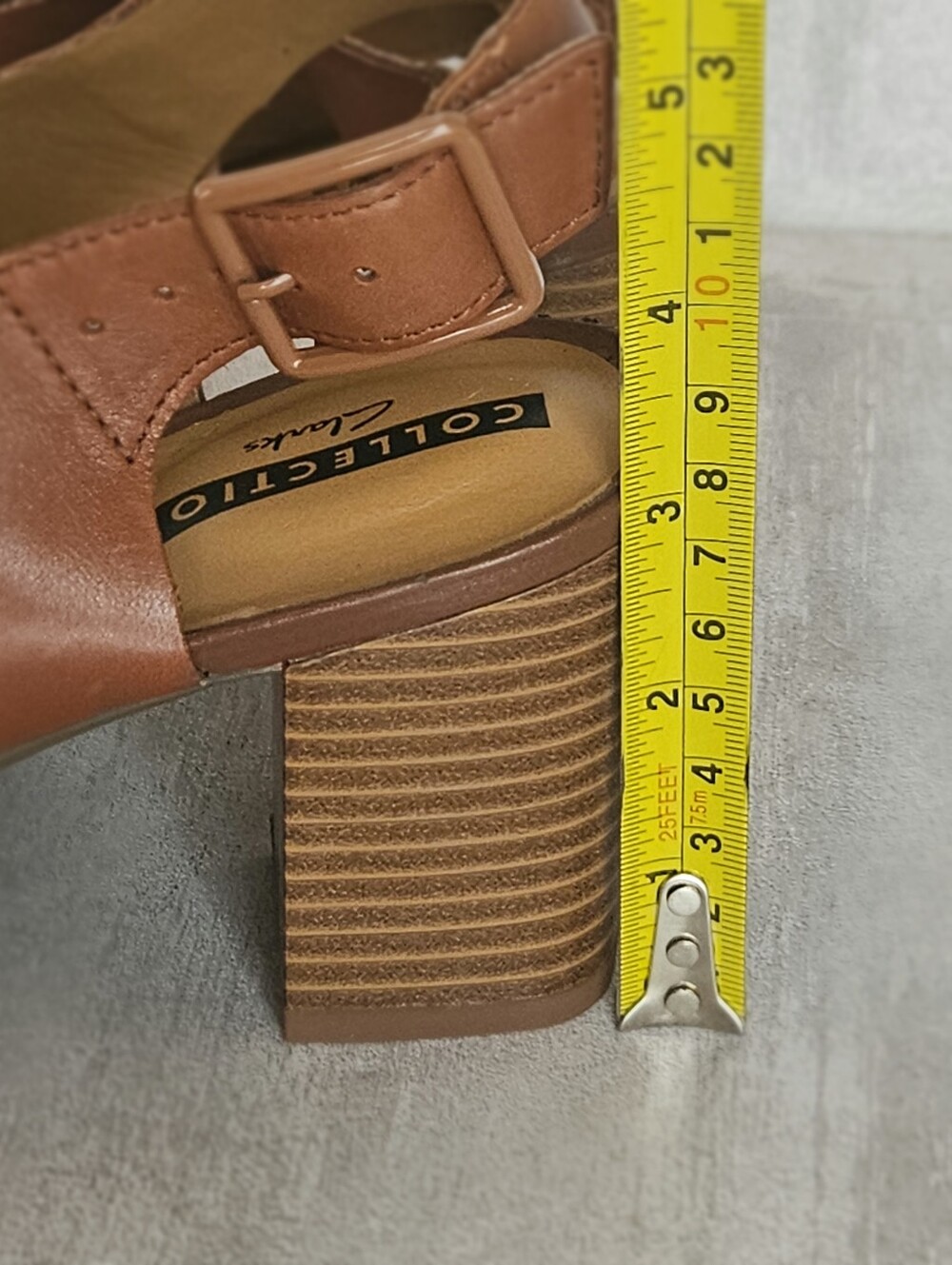 Clarks Collection Women’s Deva Janie Tan Leather Block Heel Sandals Size US 9 M - Picture 13 of 13